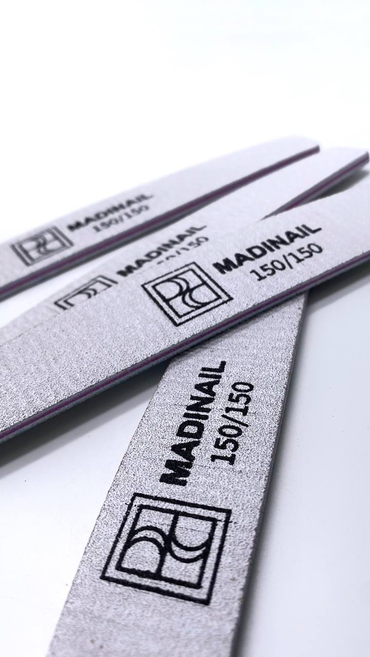 картинка Пилка-лодочка 150/150  от магазина MADINAIL 